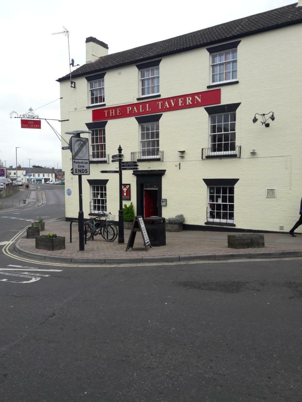 The Pall Tavern Hotel Yeovil Exterior foto